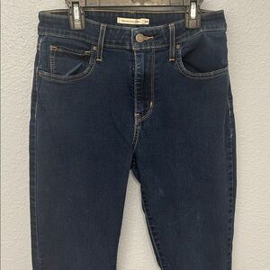 Levi's Classic Blue Jeans with Tan Label